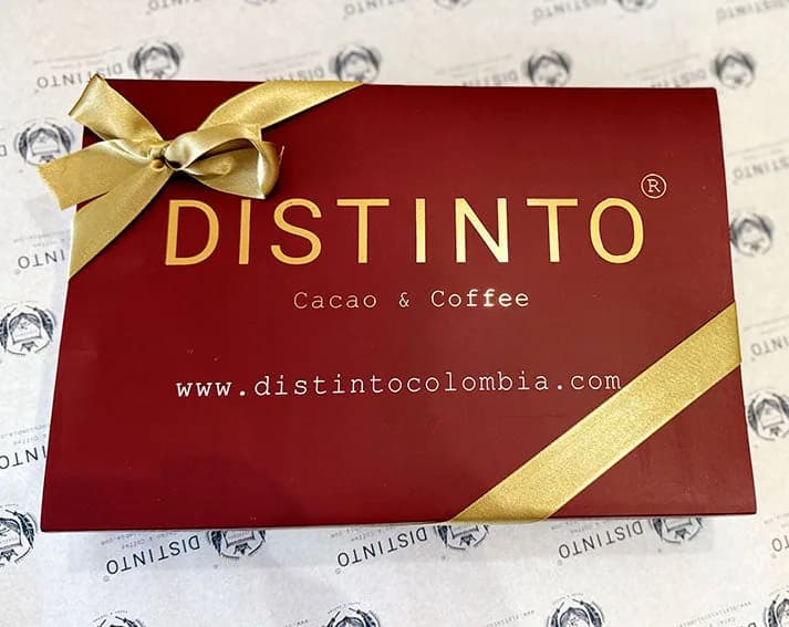 box distinto, colombia coffee from distinto cacao & coffee