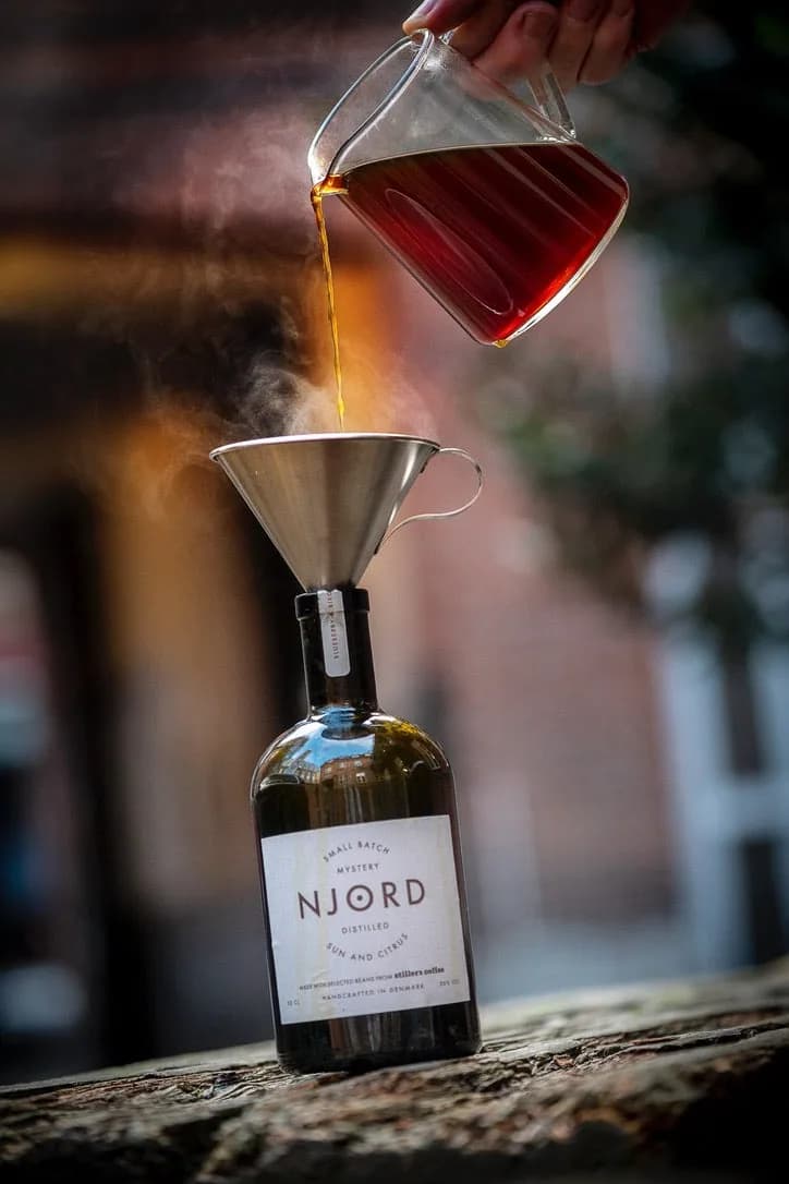 coffee gin in colab with njord gin, costa rica coffee from stillers coffee