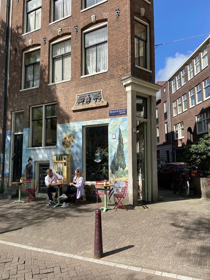 Coffeeshop La Tertulia in Amsterdam, specialty coffee cafe