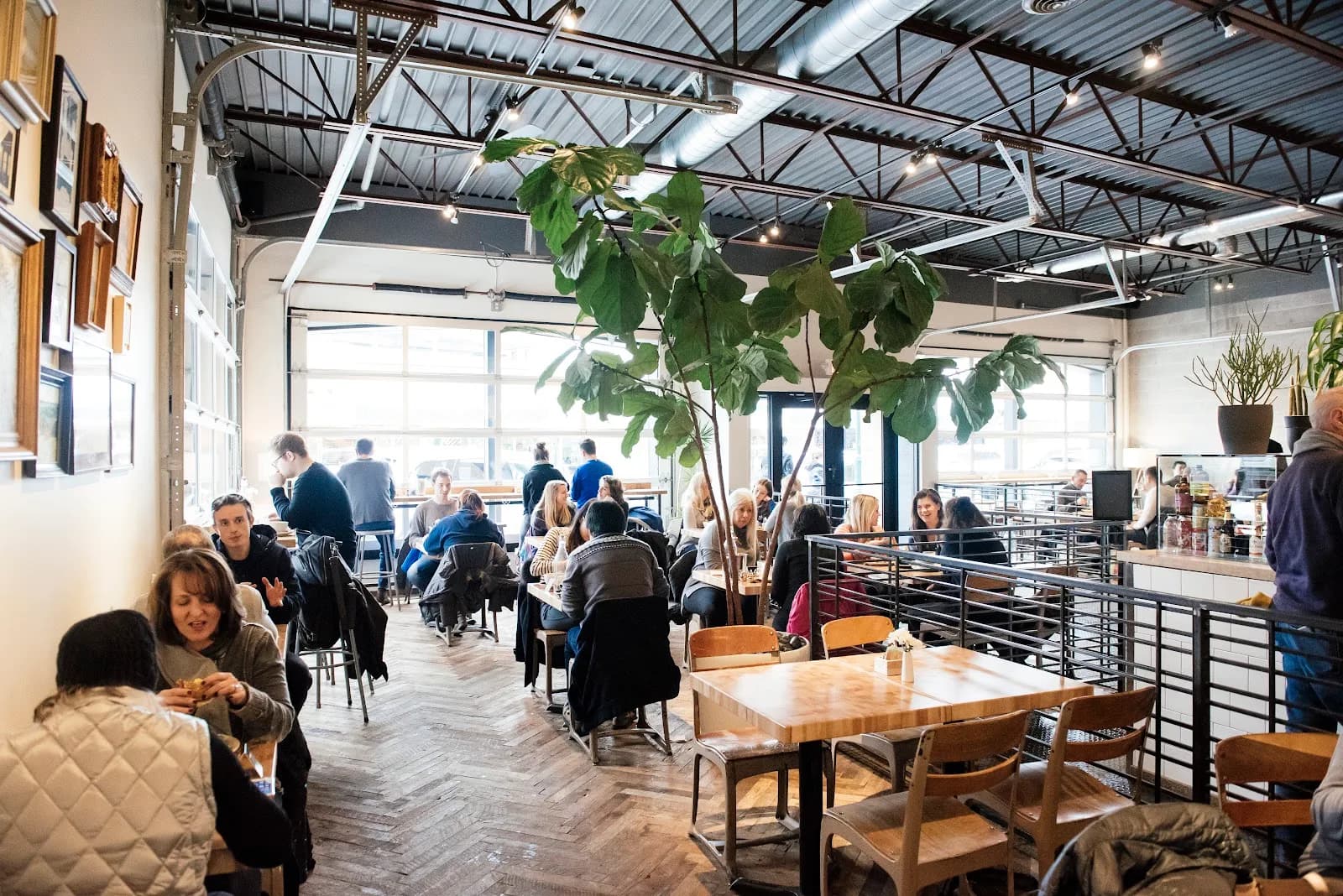 Commonwealth Cafe in Detroit, specialty coffee cafe