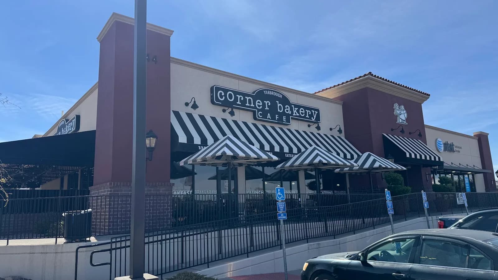 Corner Bakery Cafe in El Paso, specialty coffee cafe