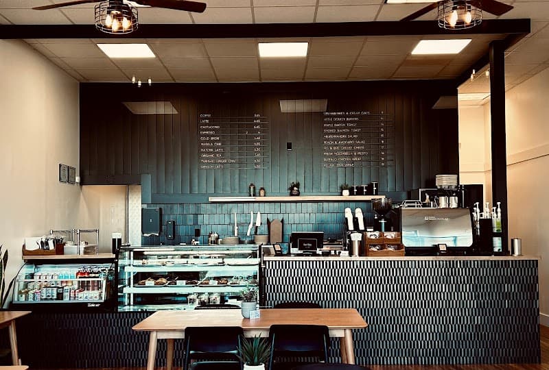 Dark Horse Coffee & Kitchen in Islip, specialty coffee cafe