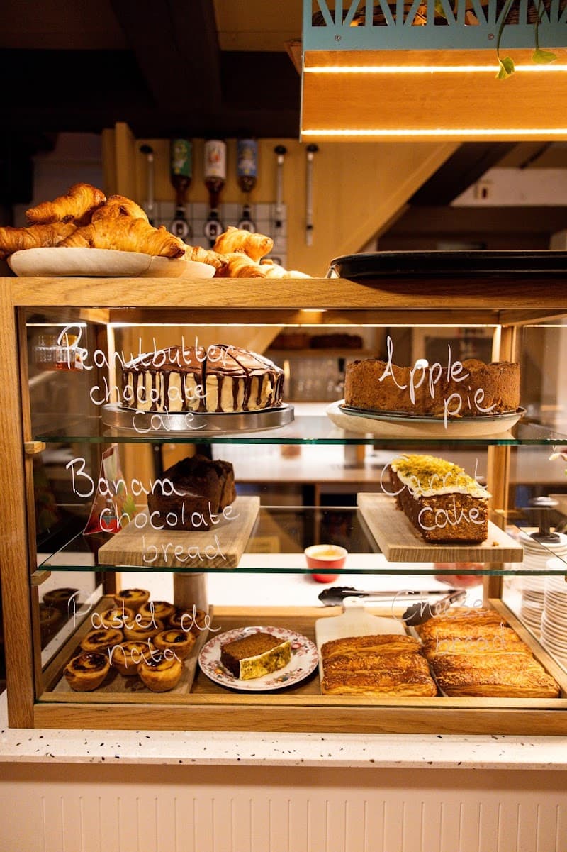 De Koffieschenkerij in Amsterdam, specialty coffee cafe