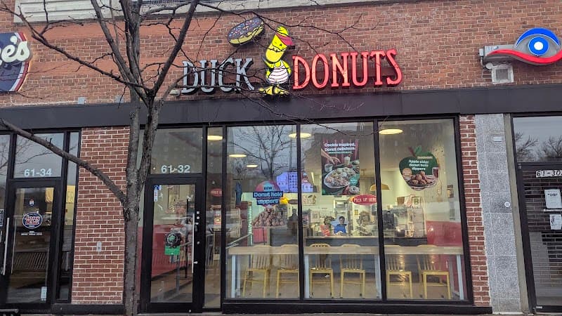 Duck Donuts in New York City, specialty coffee cafe