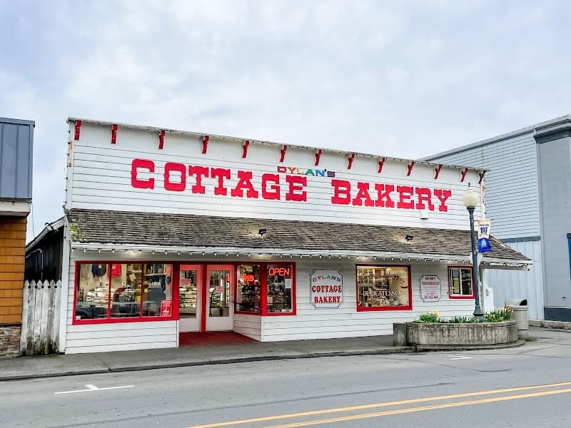 Dylan’s Cottage Bakery & Delicatessen in Long Beach, specialty coffee cafe