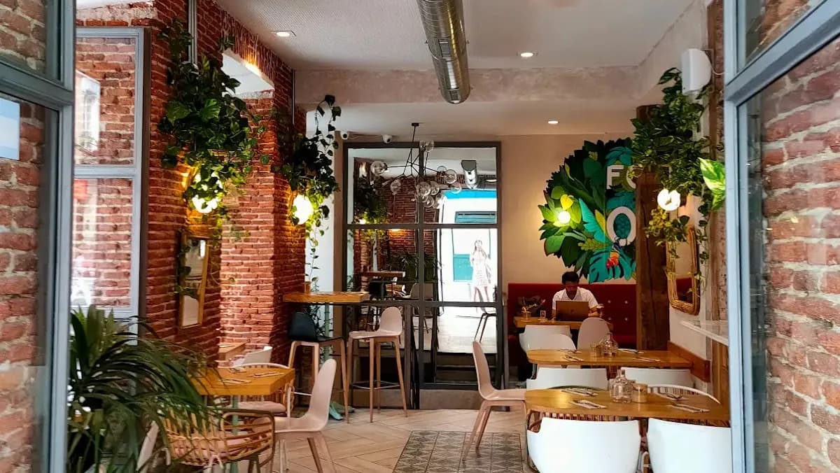EatMyTrip Malasaña Brunch & Dinner in Madrid, specialty coffee roaster