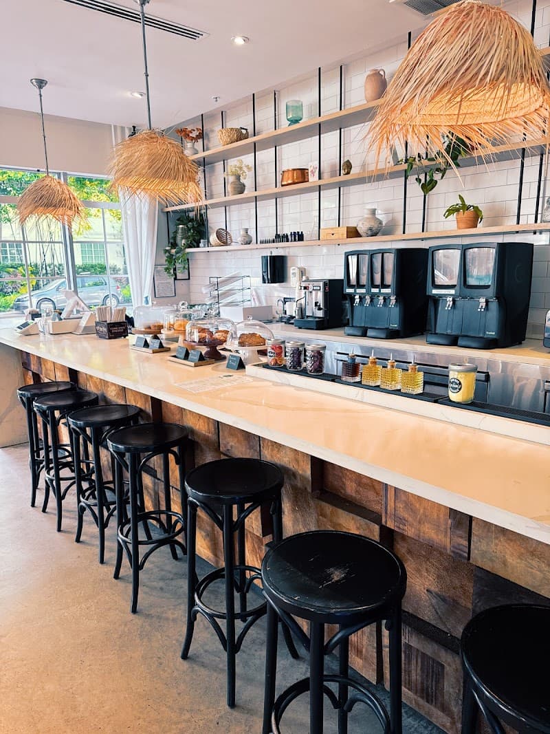 Elixir Kava Boutique in Miami, specialty coffee cafe