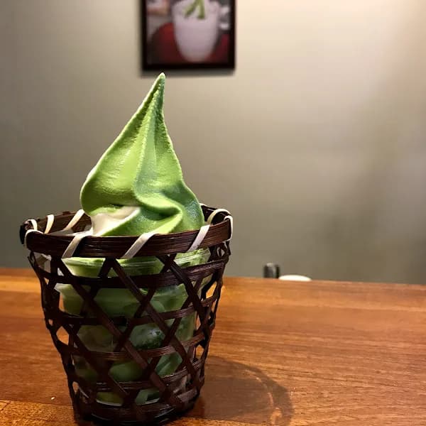 京美人甘味屋(立食制,霜淇淋口味請見FB、IG粉專) in Tainan, specialty coffee roaster