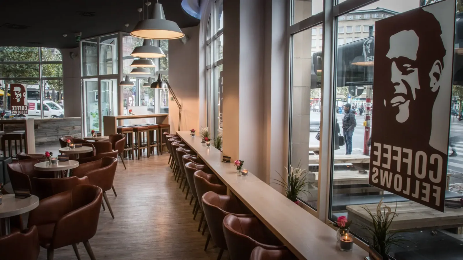 Fellows in Paris, specialty coffee cafe
