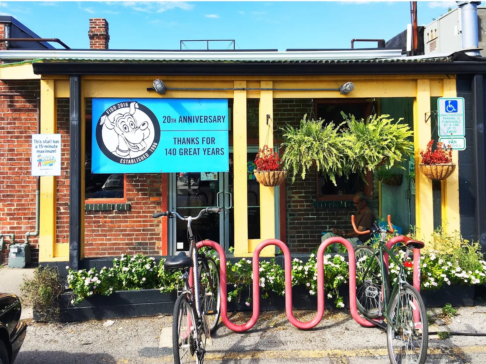 Fido in Nashville, specialty coffee cafe