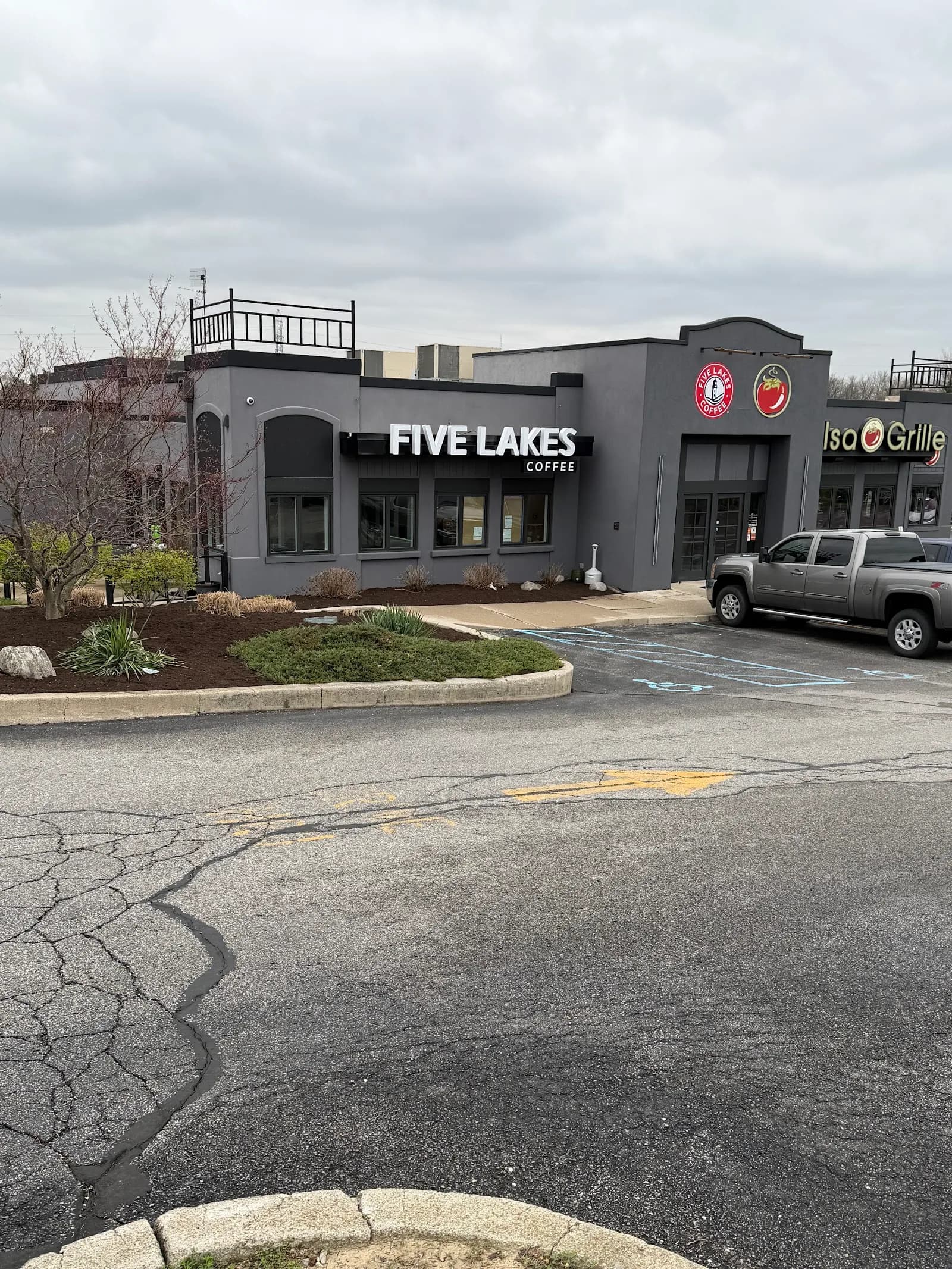 Five Lakes Coffee in Fort Wayne, specialty coffee cafe