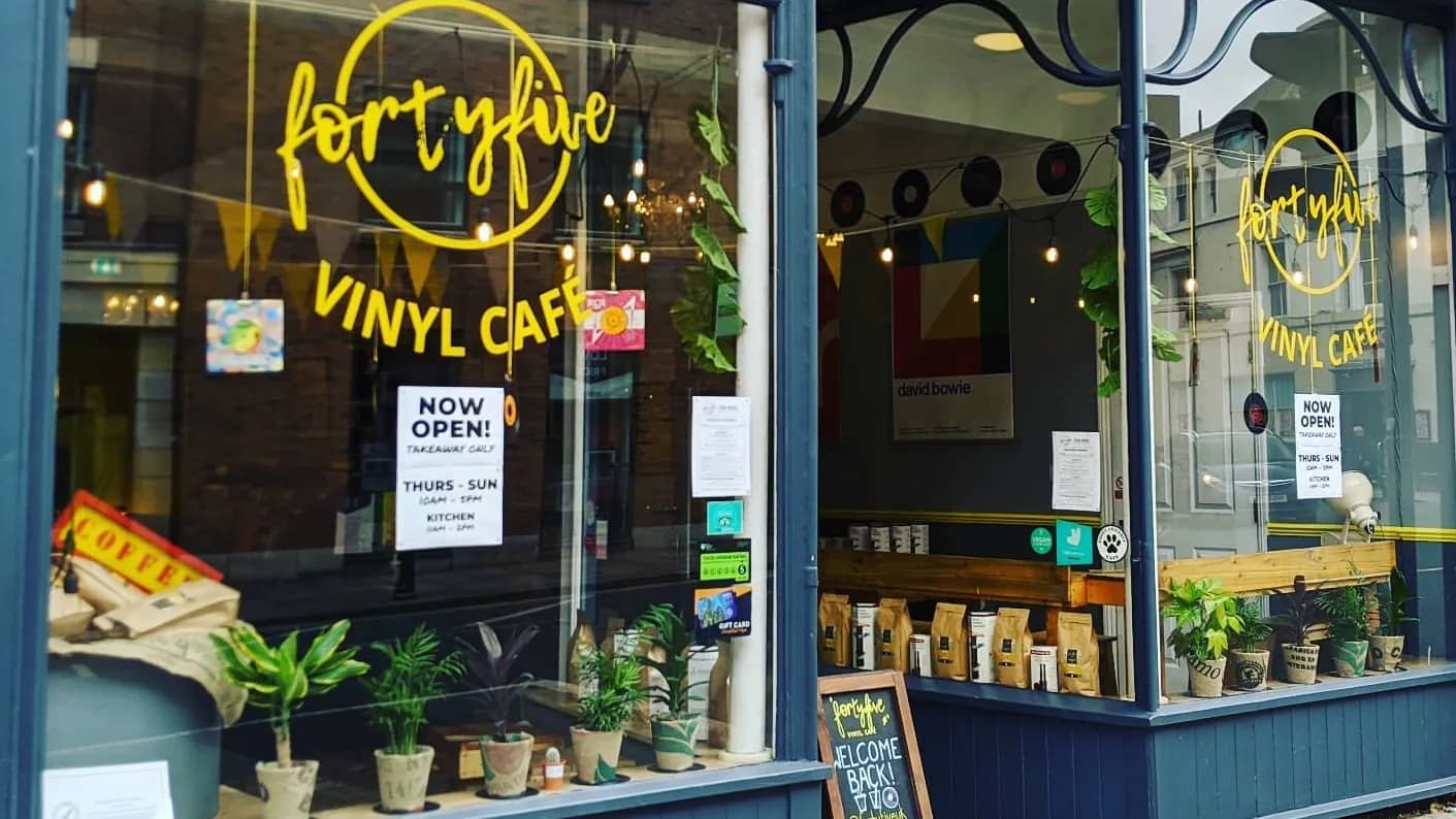 FortyFive Vinyl Café in York, specialty coffee cafe