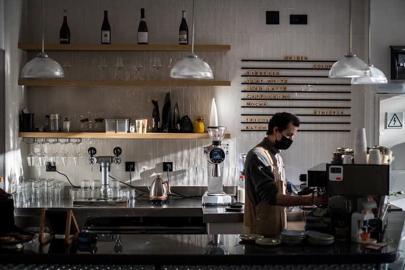 FOUR Madrid Specialty Coffee in Madrid, specialty coffee cafe