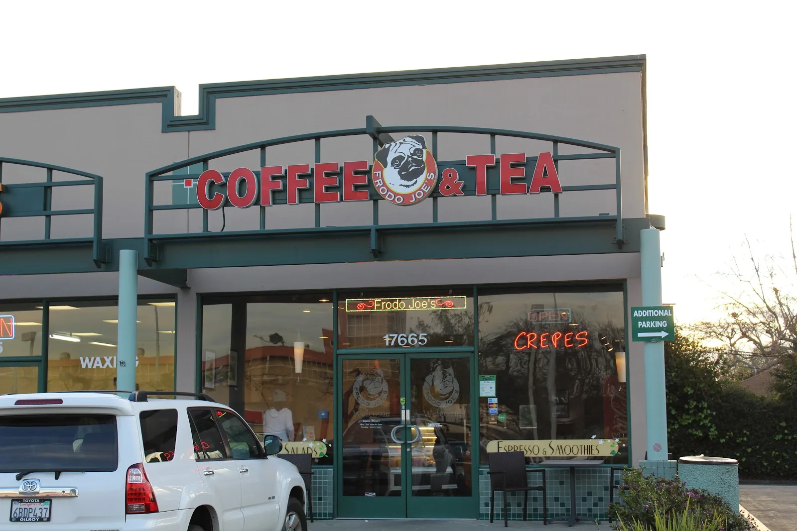 Frodo Joe's Coffee & Tea in San Francisco, specialty coffee cafe