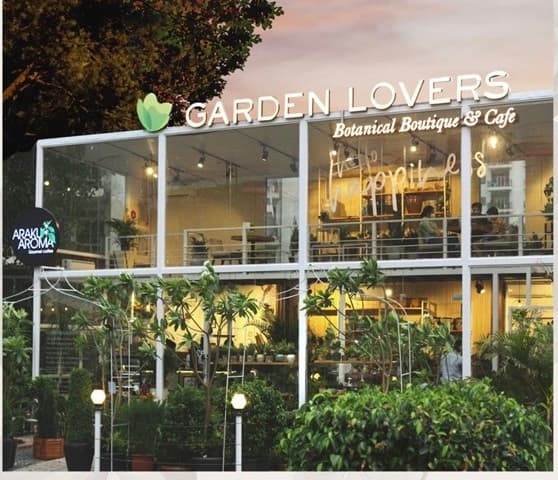 Garden Lovers Botanical Boutique And Cafe in Gurugram, specialty coffee cafe