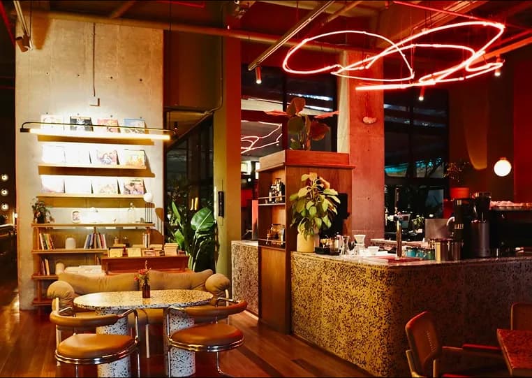 General Cafe Bar Medellín in Medellín, specialty coffee cafe