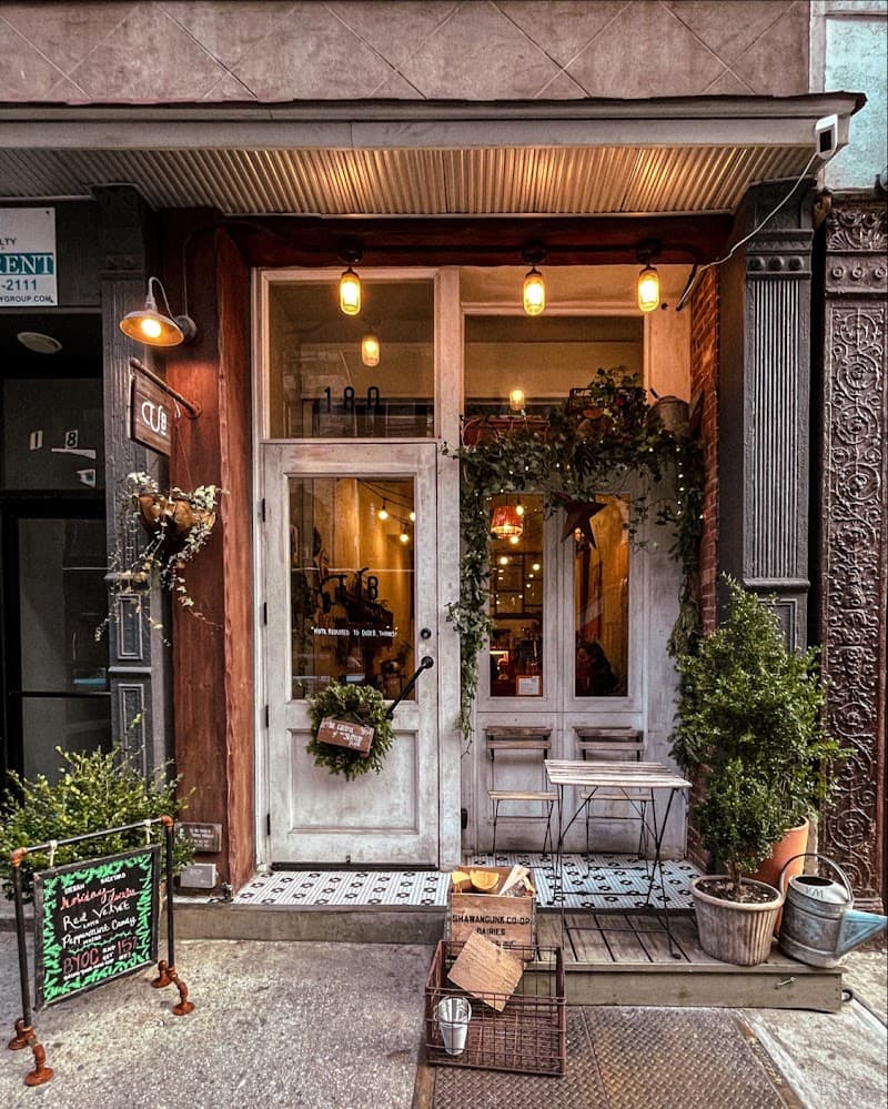 Getaway in New York City, specialty coffee cafe