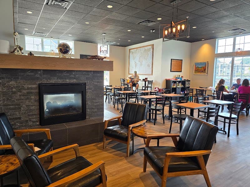 Gusto Coffee Shop in Kansas City, specialty coffee cafe