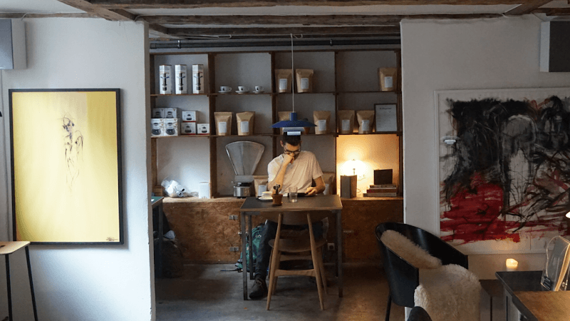 H A N S Coffee in Copenhagen, specialty coffee cafe