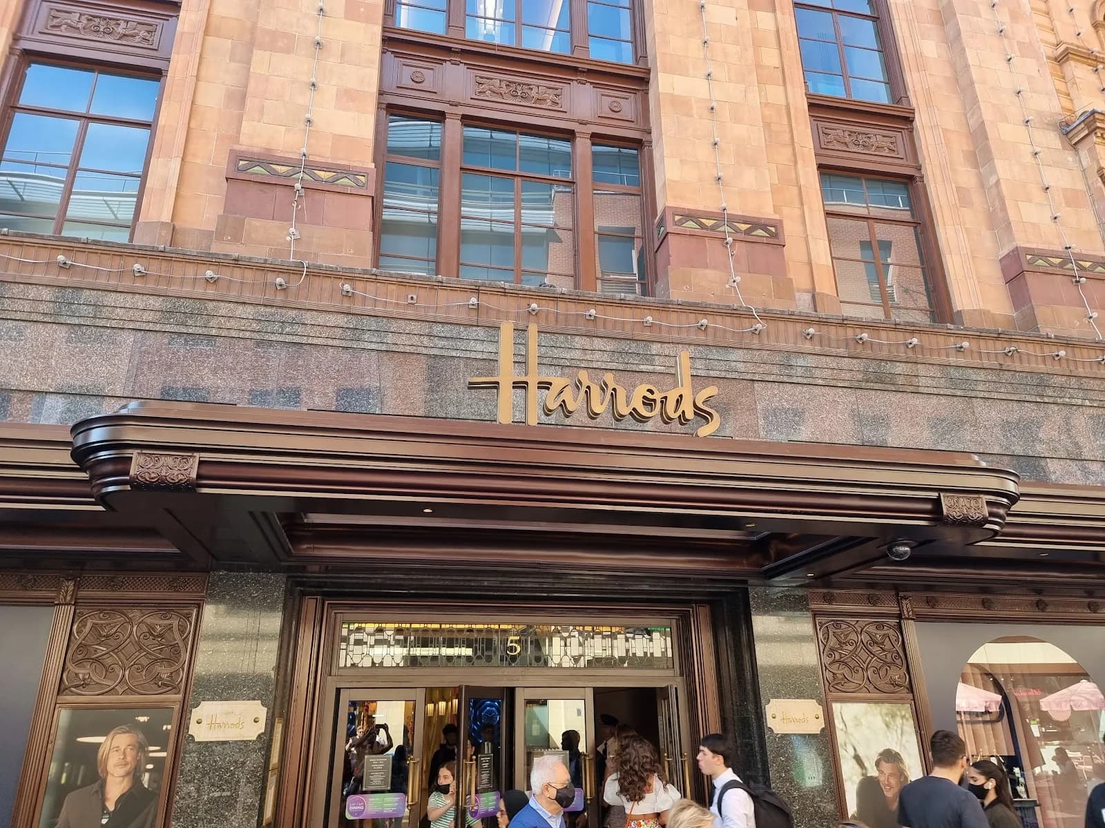 Harrods Café in London, specialty coffee cafe