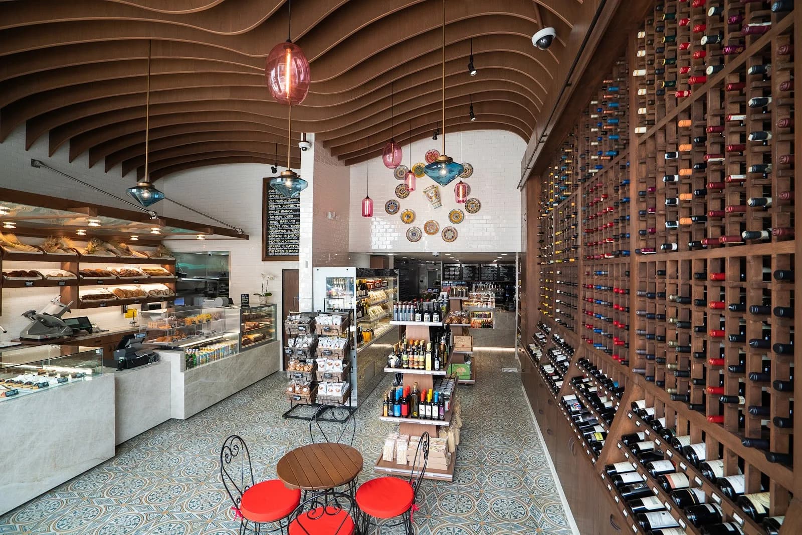 HauteMess Gourmet Market in Los Angeles, specialty coffee cafe
