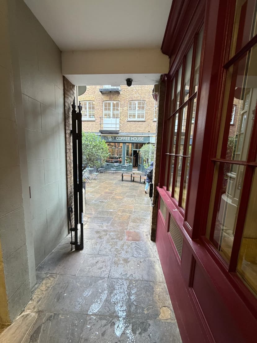 hideaway coffee house — the soho secret you keep walking past