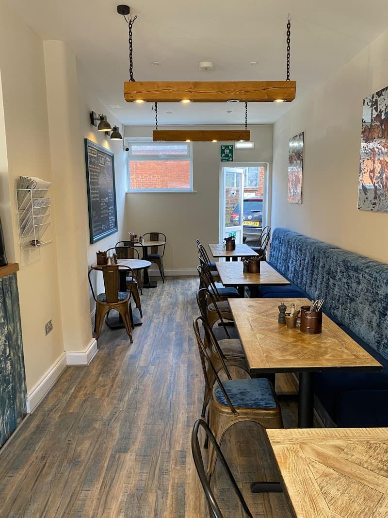 High Tides Warsash in Fareham, specialty coffee cafe