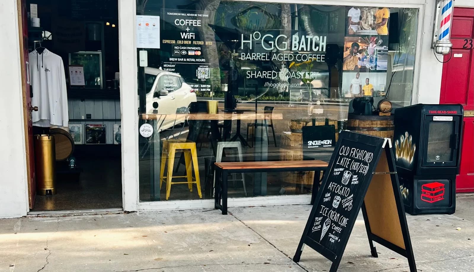Hogg Batch Coffee Roastery in St. Petersburg, specialty coffee roaster