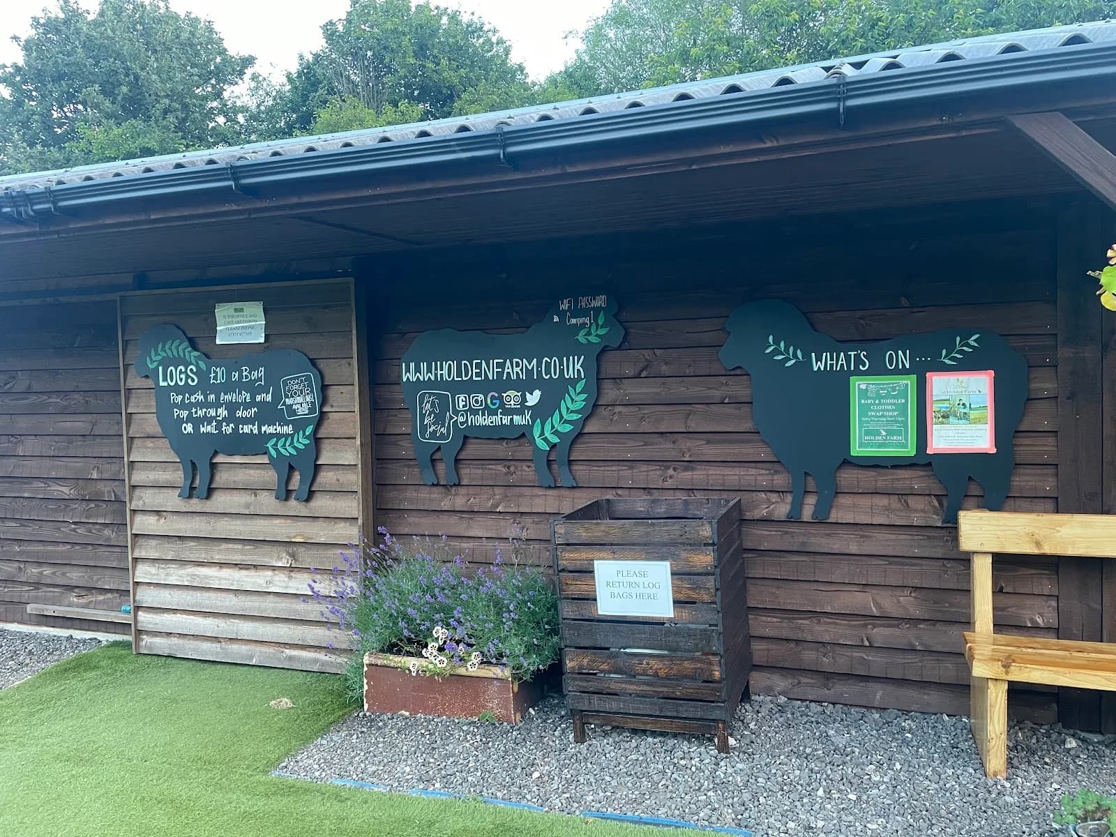 Holden Farm Camping & Cafe in Winchester, specialty coffee cafe