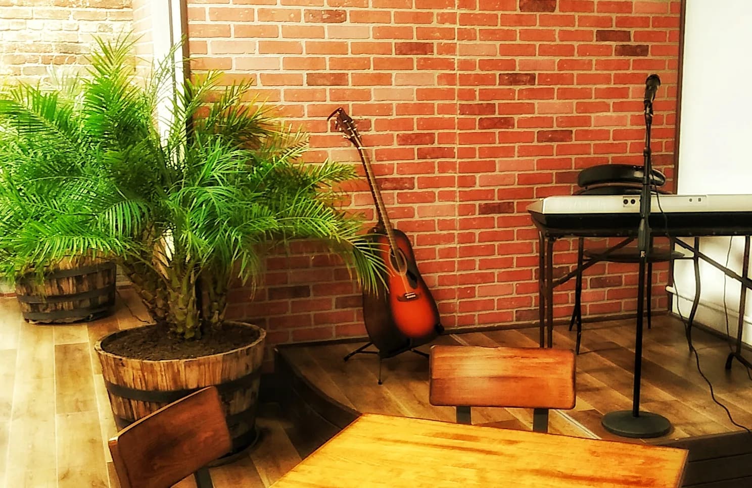 Hollywood Coffee House in Los Angeles, specialty coffee cafe