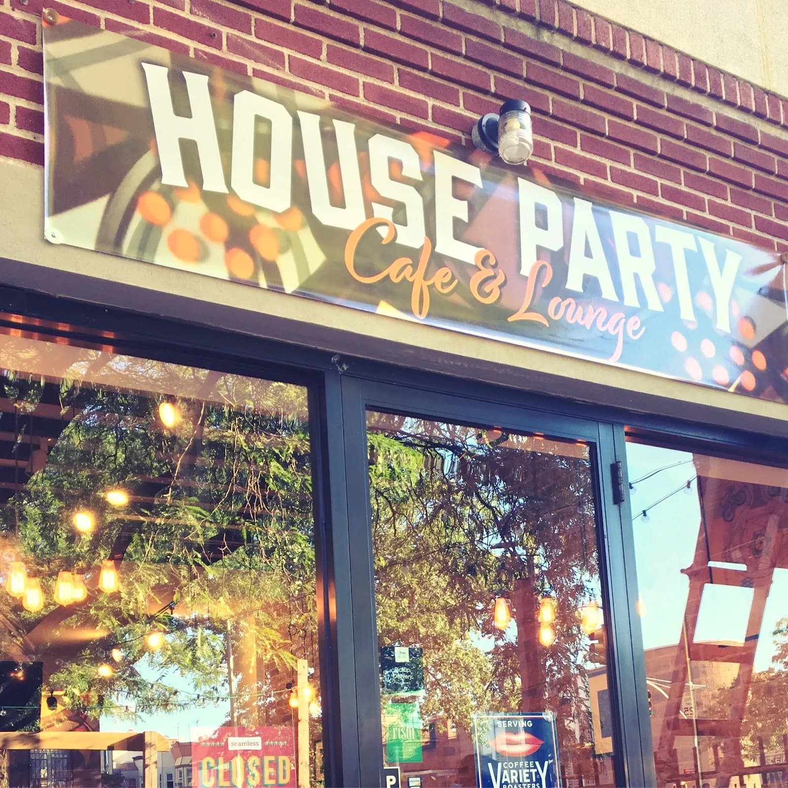House Party Cafe & Lounge in New York City, specialty coffee cafe