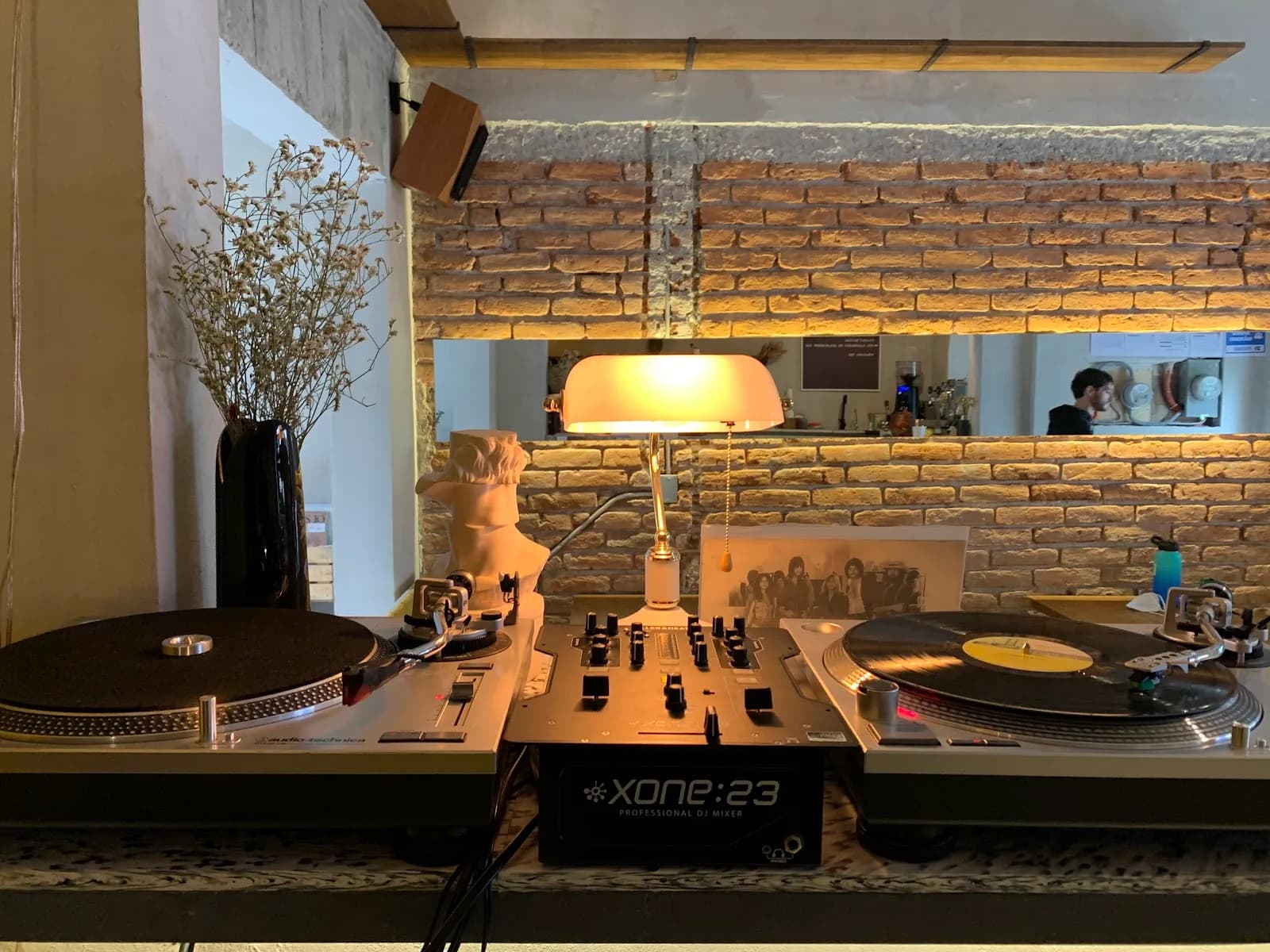 Hule in Mexico City, specialty coffee cafe