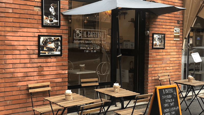 Il Cafetero Specialty Coffee Milan in Milan, specialty coffee cafe