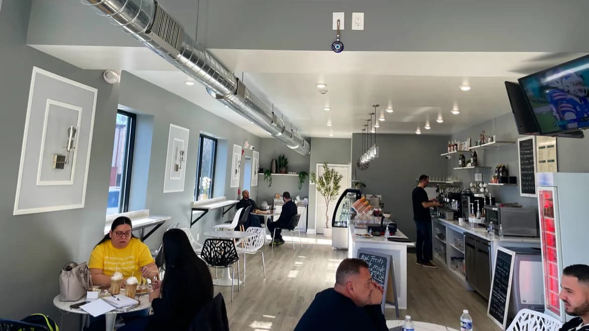 IL Sorriso Cafe in Philadelphia, specialty coffee cafe