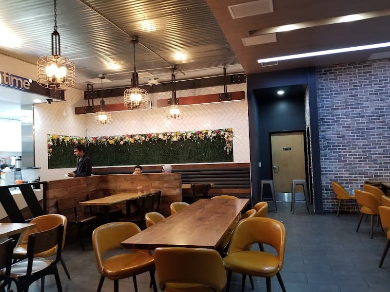 It's Boba Time Vermont in Los Angeles, specialty coffee cafe