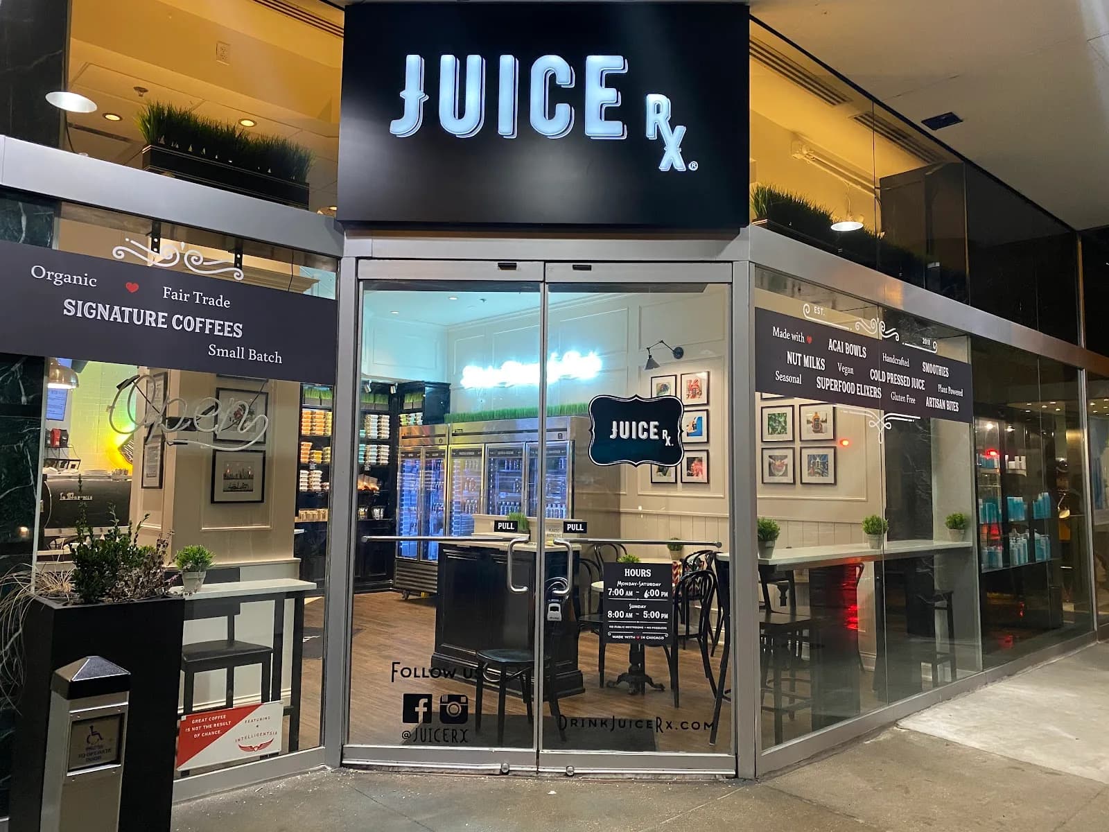 JuiceRx in Chicago, specialty coffee cafe