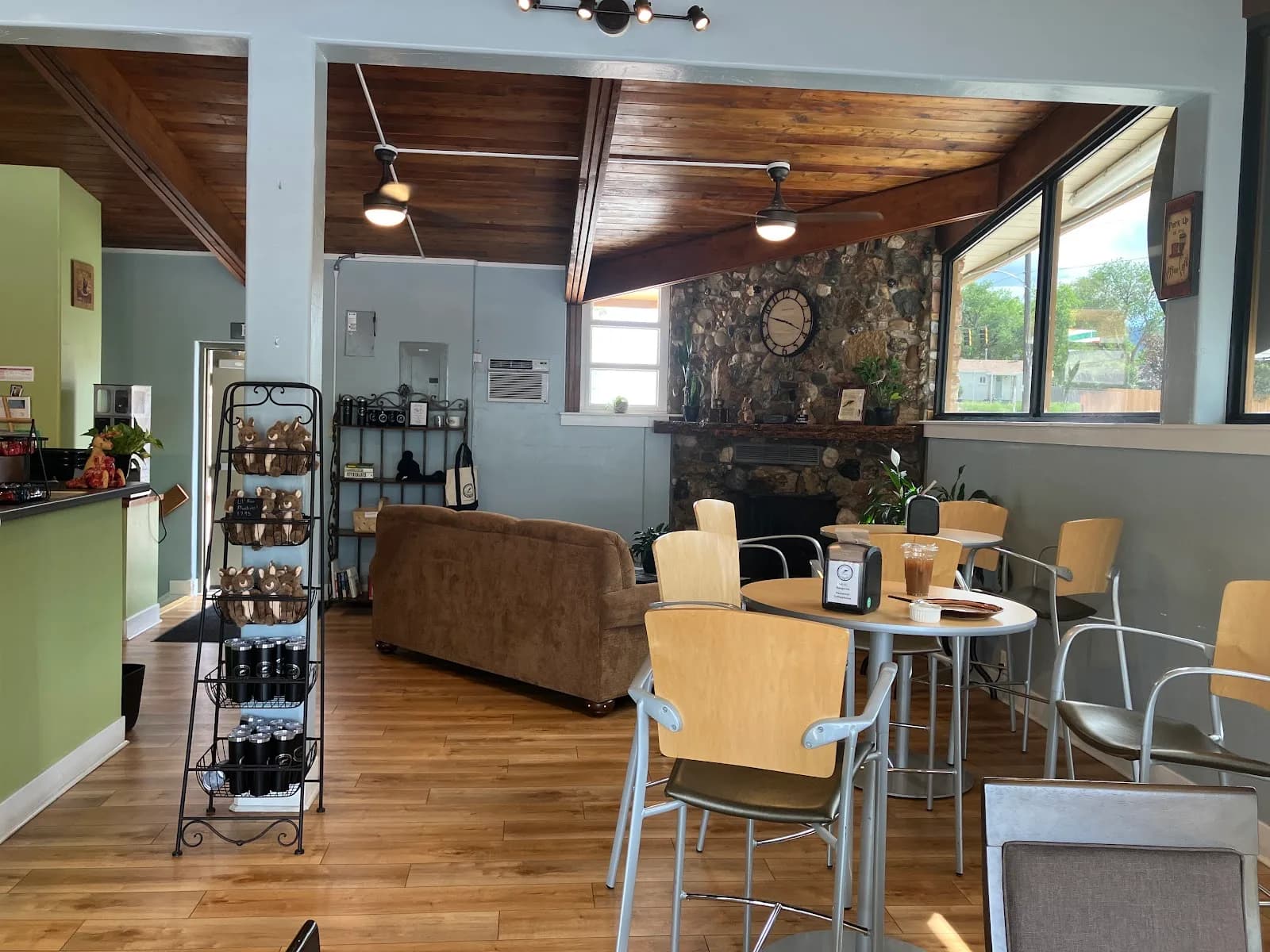 Kangaroo Coffee in Colorado Springs, specialty coffee cafe