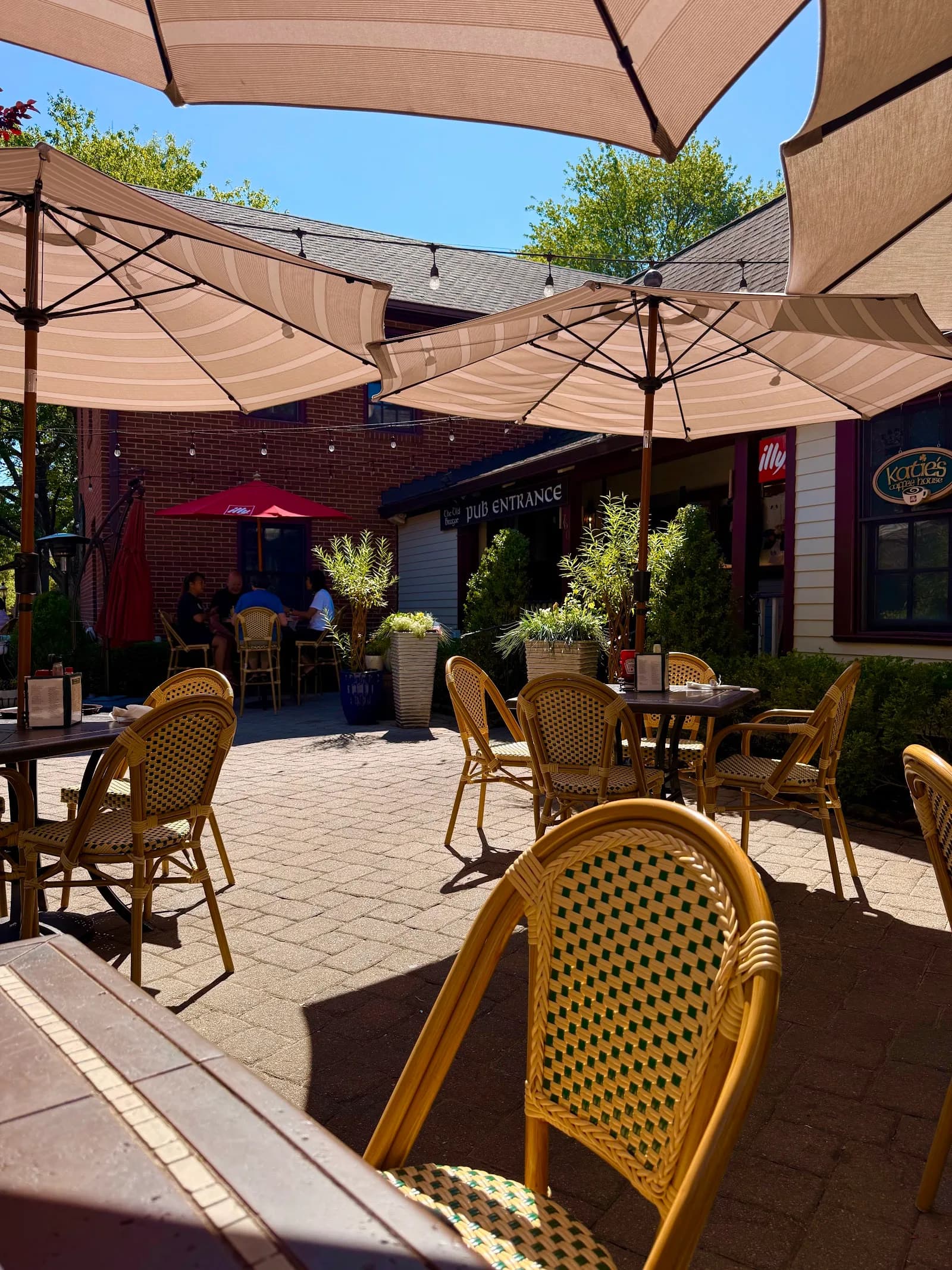 Katie's Coffee House in Washington, specialty coffee cafe