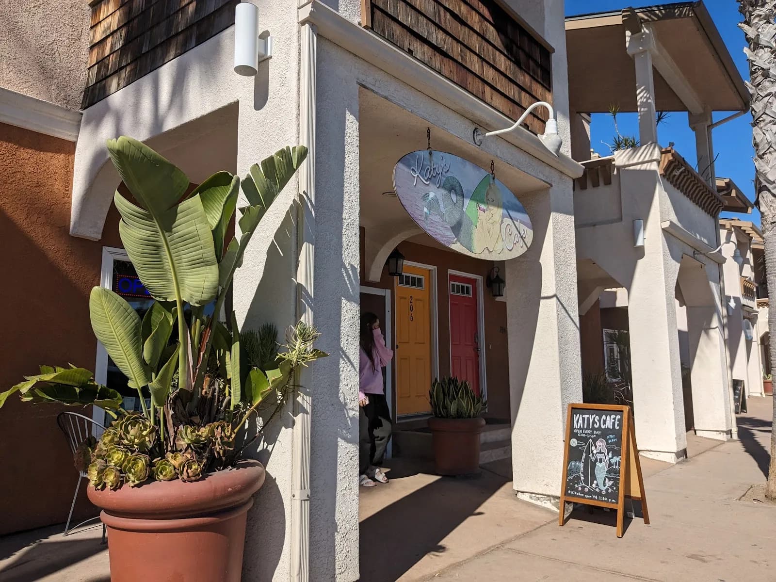 Katy's Cafe in San Diego, specialty coffee cafe
