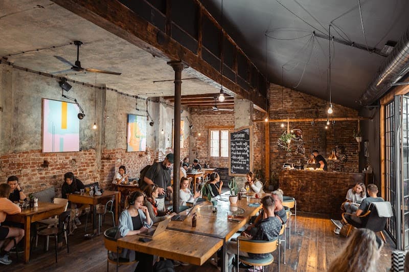 Kavárna co hledá jméno in Prague, specialty coffee cafe