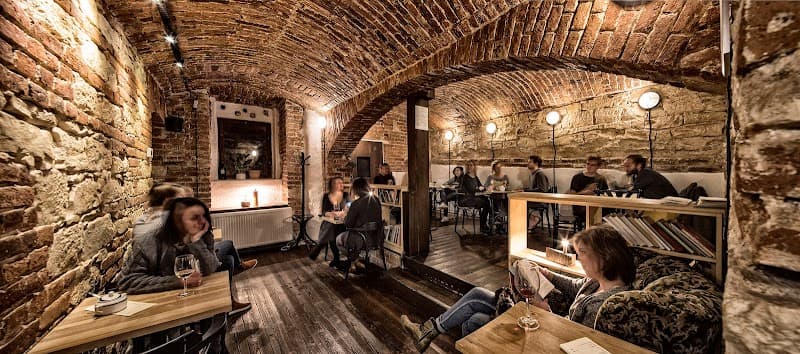 Kavárna Pražírna in Prague, specialty coffee cafe