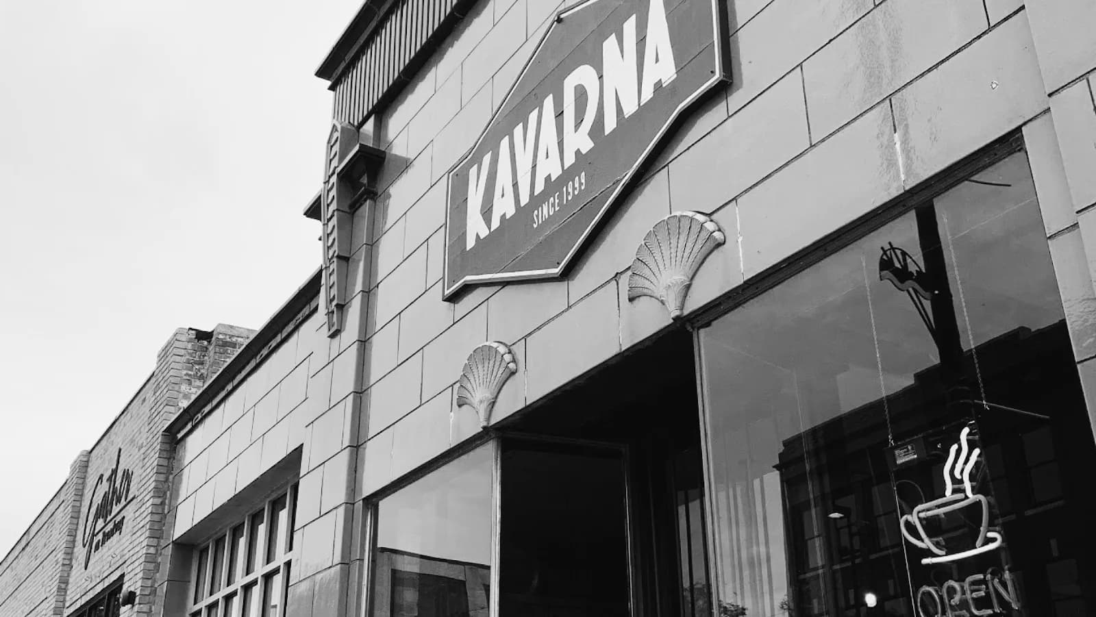 Kavarna in Green Bay, specialty coffee roaster