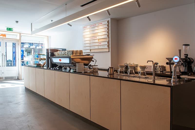 Kiss the Hippo Coffee Richmond in London, specialty coffee cafe