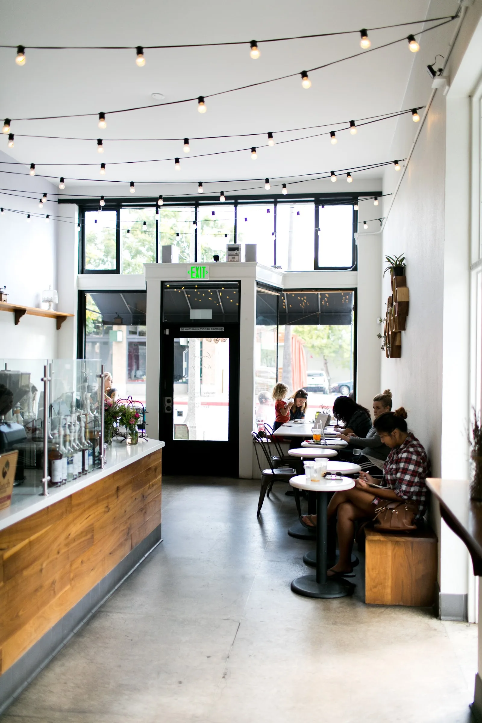 Lavender & Honey® Espresso Bar in Los Angeles, specialty coffee cafe