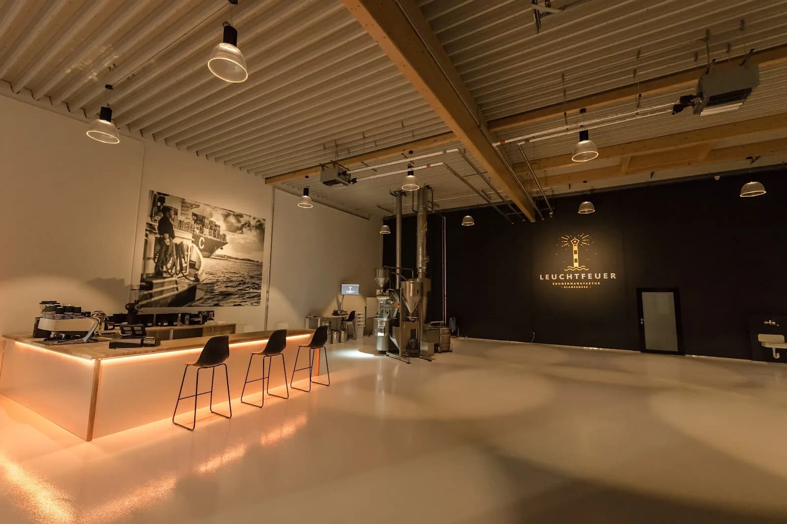 LF Coffee in Wedel, specialty coffee roaster