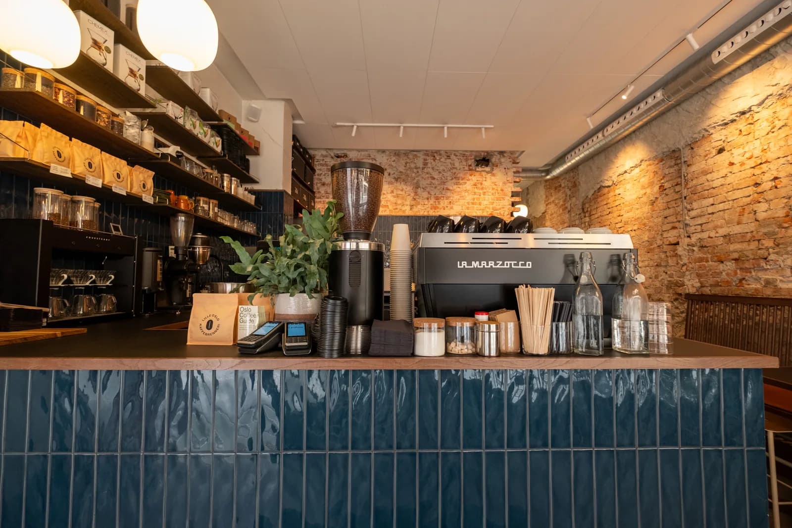 Lille Oslo Kaffebrenneri in Oslo, specialty coffee cafe