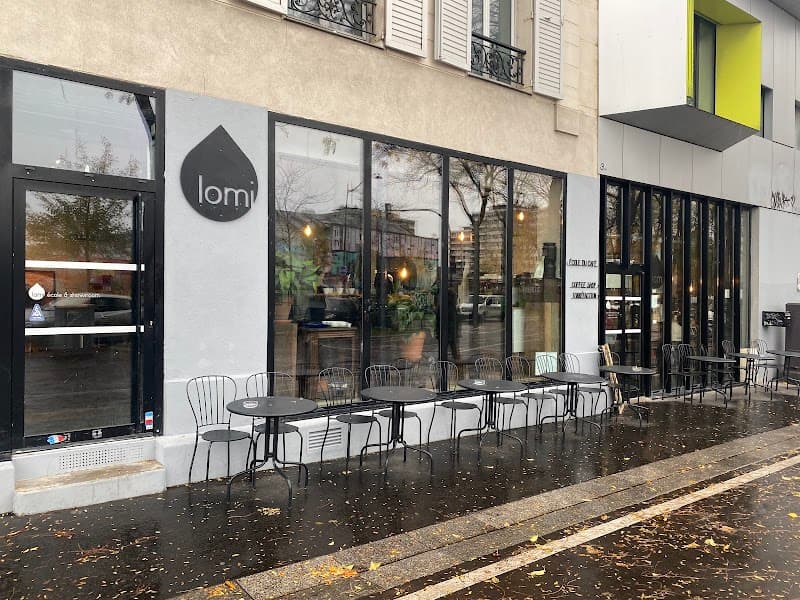 Lomi in Paris, specialty coffee cafe