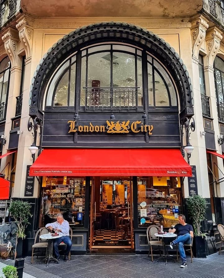London City in Buenos Aires, specialty coffee cafe