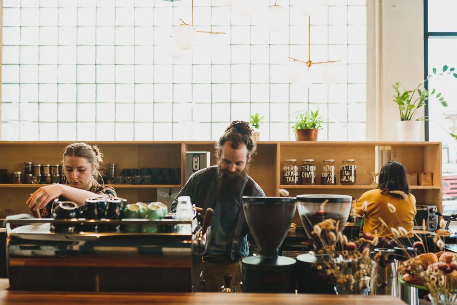 Lone Pine Coffee Roasters in Bend, specialty coffee cafe