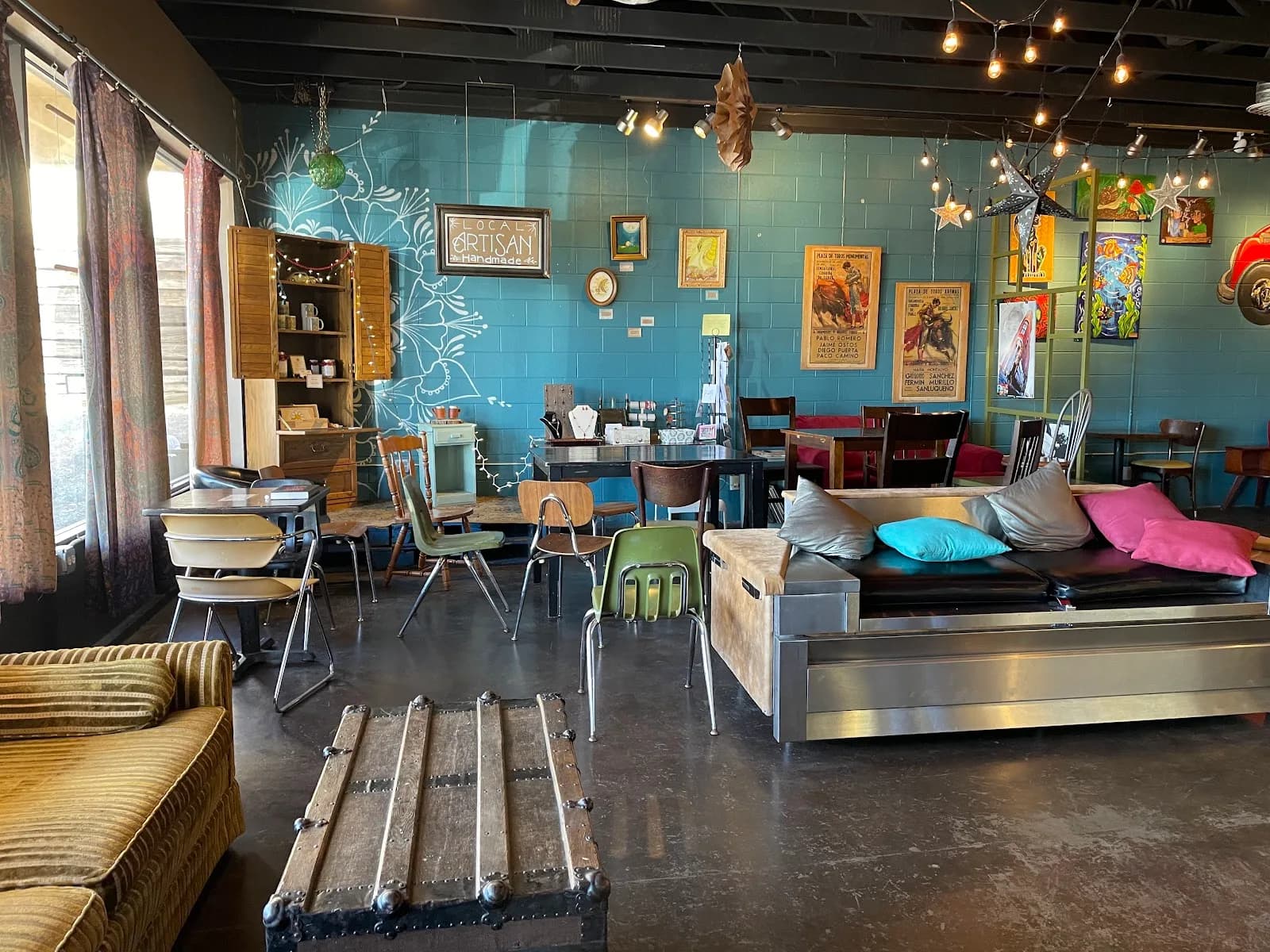 Love Mug Coffee Shop in Pueblo, specialty coffee cafe